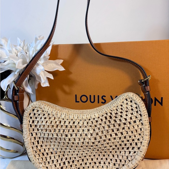 Stunning Rare Louis Vuitton Croissant Mm Raffia - Picture 2 of 12